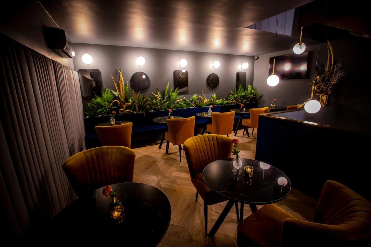 מלון Noble Boutique - Adults Only 4*